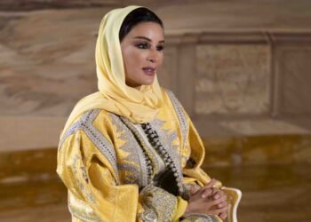 الشيخة موزا بنت ناصر