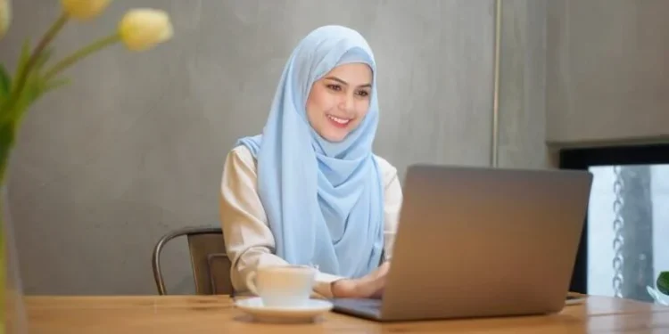 تعلم مهارات القيادة الفعالة للمرأة في السعودية Exploring Female Representation in Tech Industry in MENA
